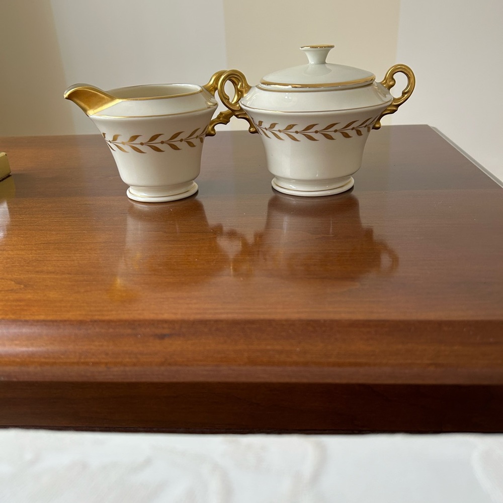 Jefferson by Old Ivory Syracuse China Gold Laurel Footed Creamer and Sugar Bowl